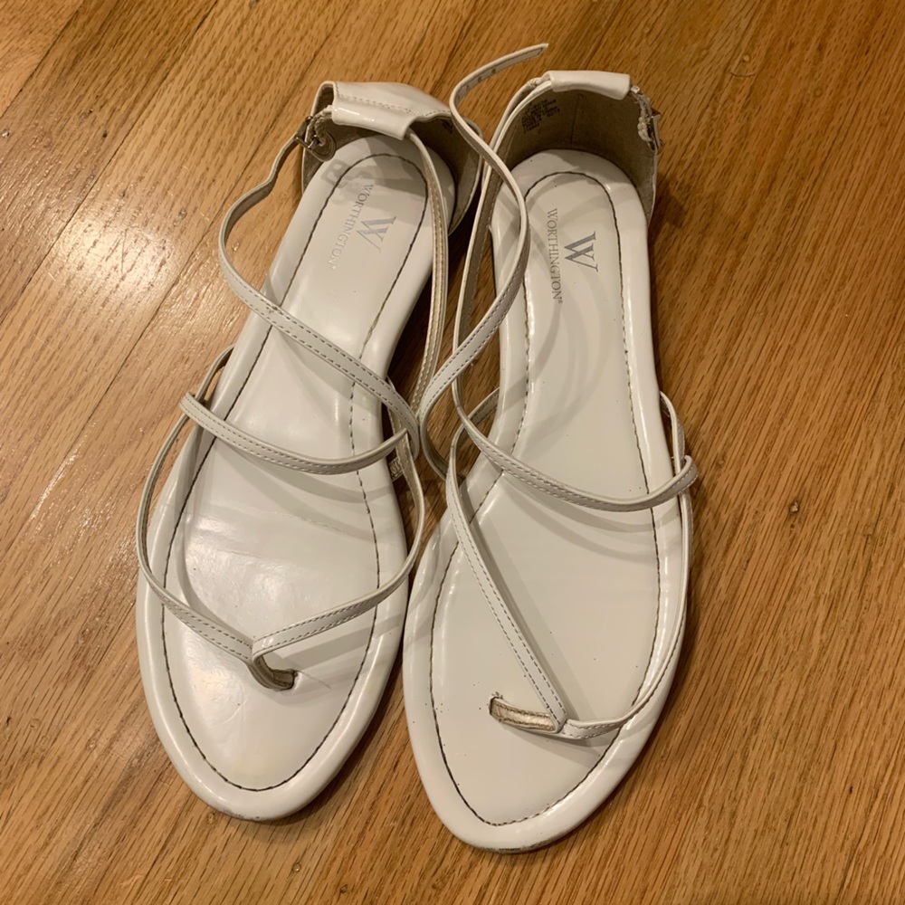 Worthington JCPenney White Sandals Buckle Straps Adjustable Straps Bohemian